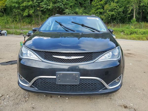 2018 CHRYSLER PACIFICA