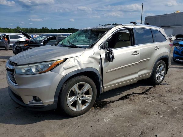 2015 TOYOTA HIGHLANDER