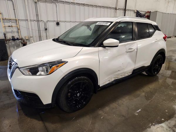2019 NISSAN KICKS