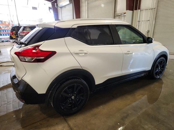 2019 NISSAN KICKS