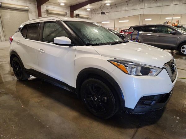 2019 NISSAN KICKS