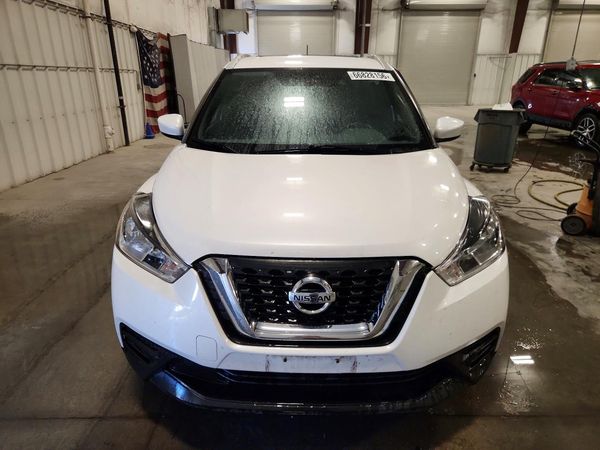 2019 NISSAN KICKS