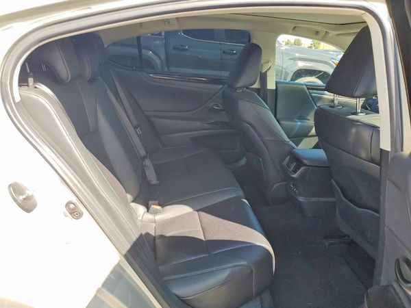 2019 LEXUS ES 350