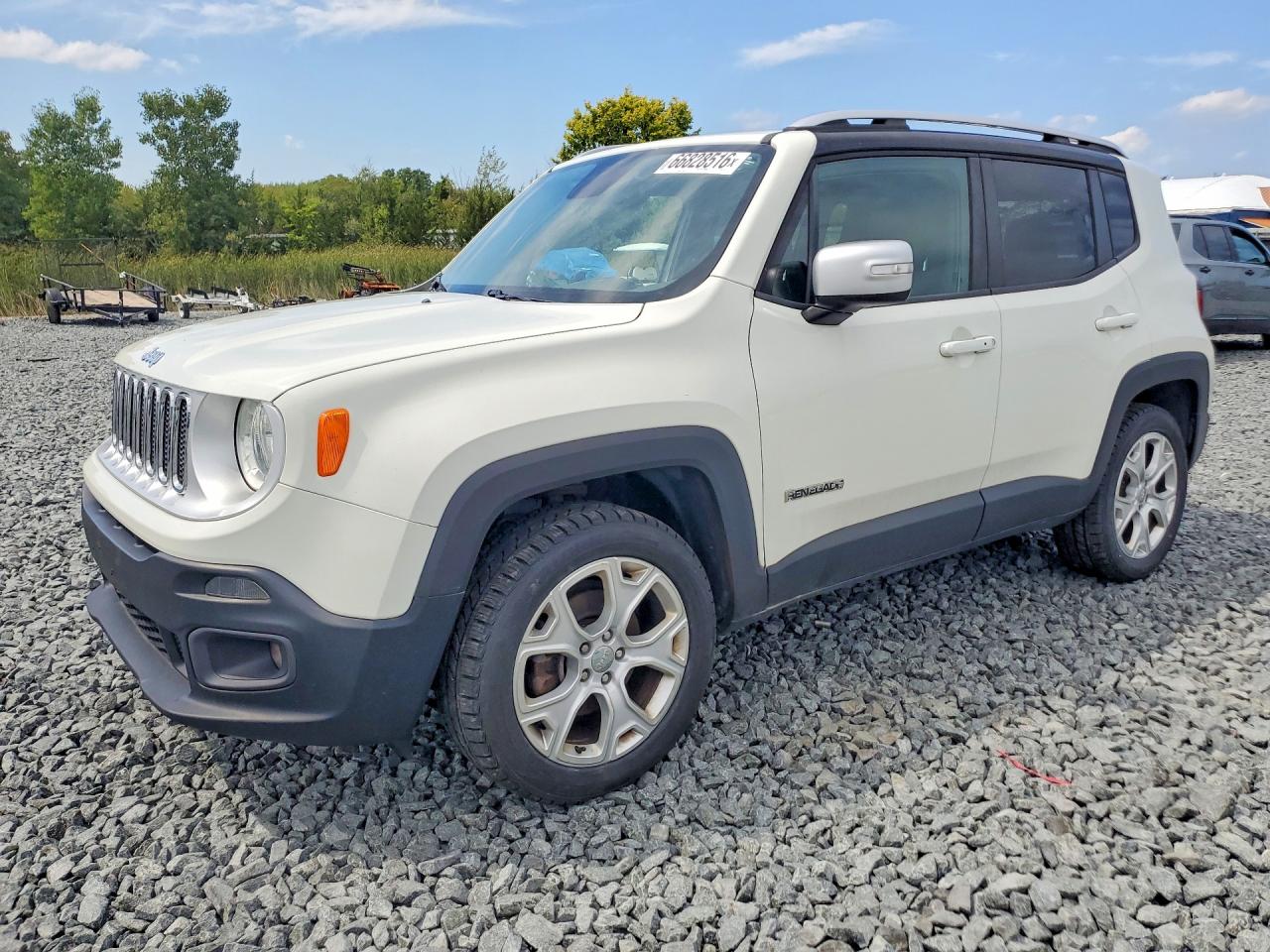 2016 JEEP RENEGADE Limited — Front 3/4