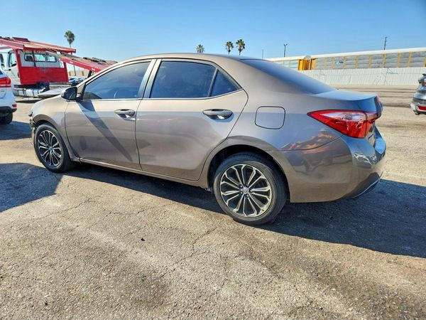 2017 TOYOTA COROLLA