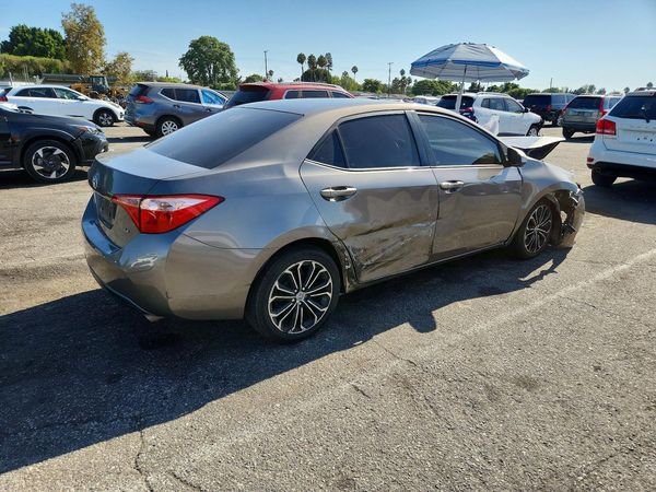 2017 TOYOTA COROLLA
