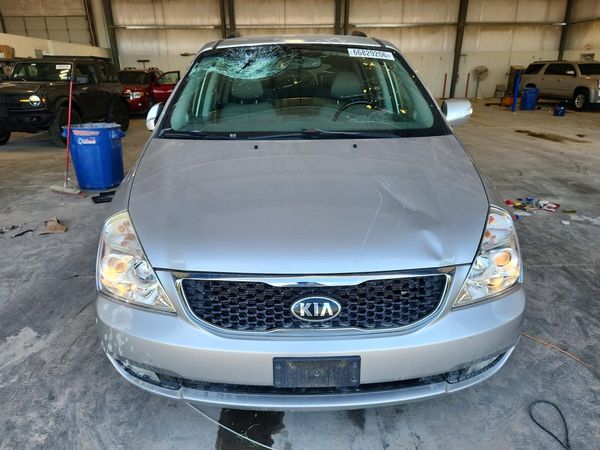 2014 KIA SEDONA GLS