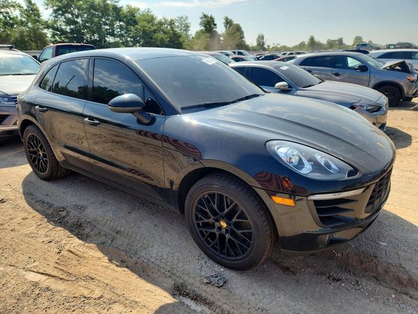 2018 PORSCHE MACAN
