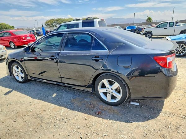 2013 TOYOTA CAMRY