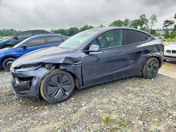 2026 TESLA MODEL Y