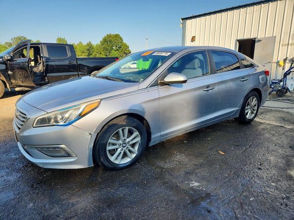 2015 HYUNDAI SONATA SE, ECO — Front 3/4
