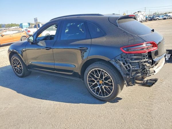2017 PORSCHE MACAN