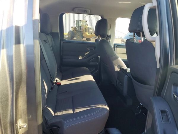 2022 NISSAN FRONTIER