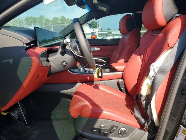 2026 GENESIS GV70
