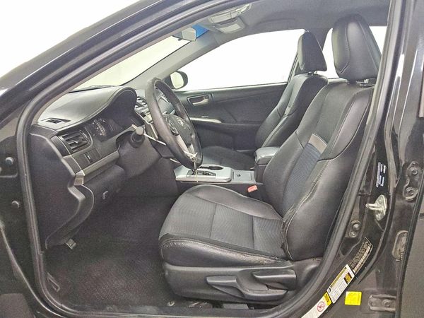 2014 TOYOTA CAMRY — DENT