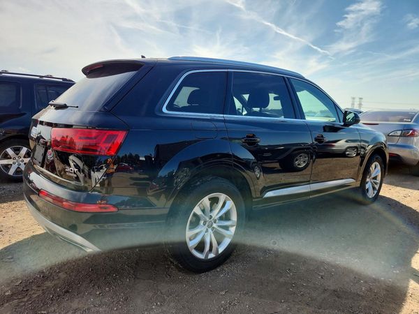 2017 AUDI Q7
