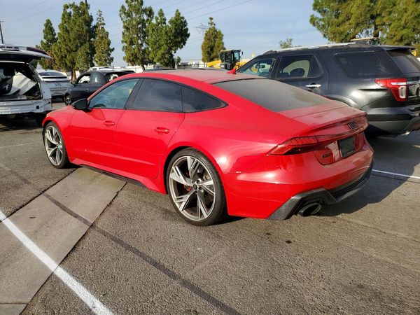 2021 AUDI RS7