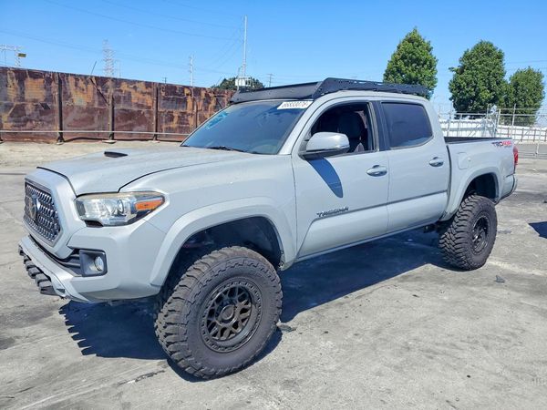 2018 TOYOTA TACOMA — Front 3/4