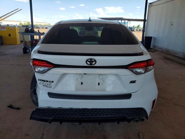 2021 TOYOTA COROLLA