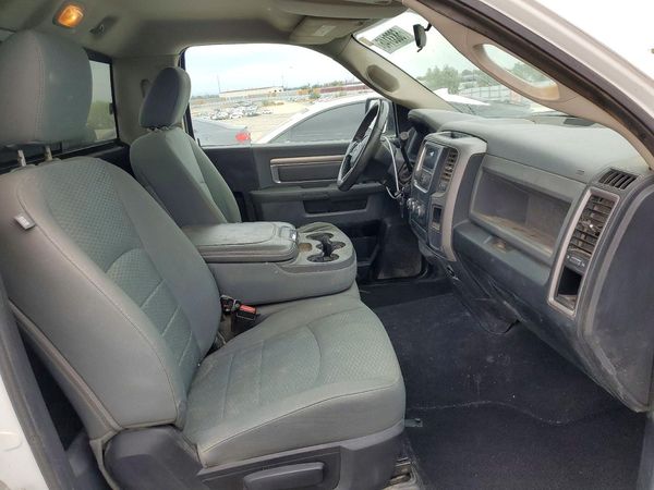 2014 RAM 1500 ST