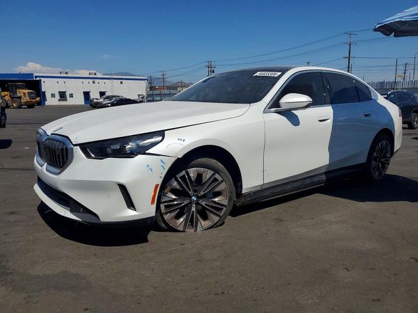 2026 BMW I5