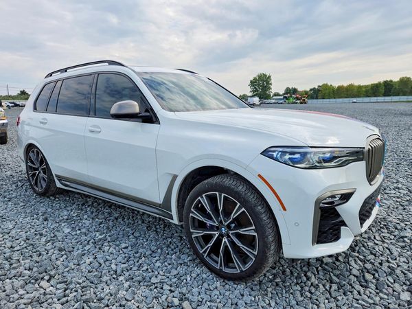 2022 BMW X7