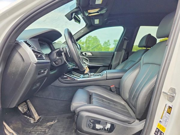 2022 BMW X7