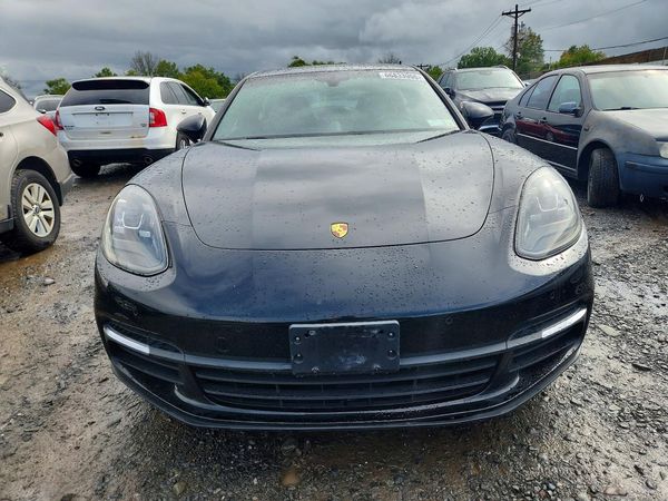 2018 PORSCHE PANAMERA Base / 4 — DIRF