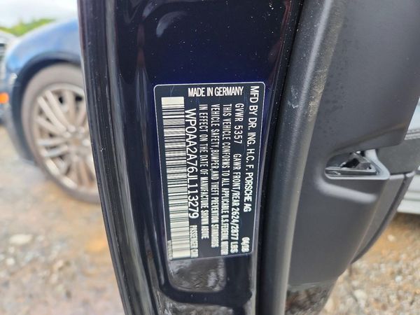 2018 PORSCHE PANAMERA Base / 4 — VINS