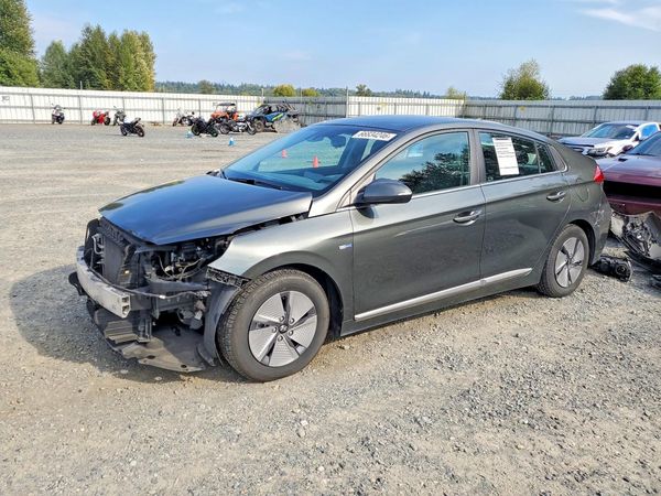 2020 HYUNDAI IONIQ SE