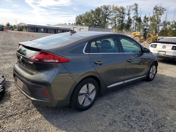 2020 HYUNDAI IONIQ SE