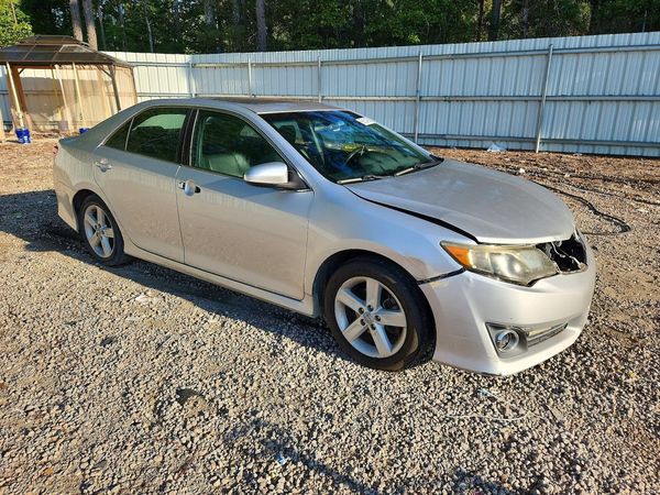 2012 TOYOTA CAMRY — Passenger 3/4
