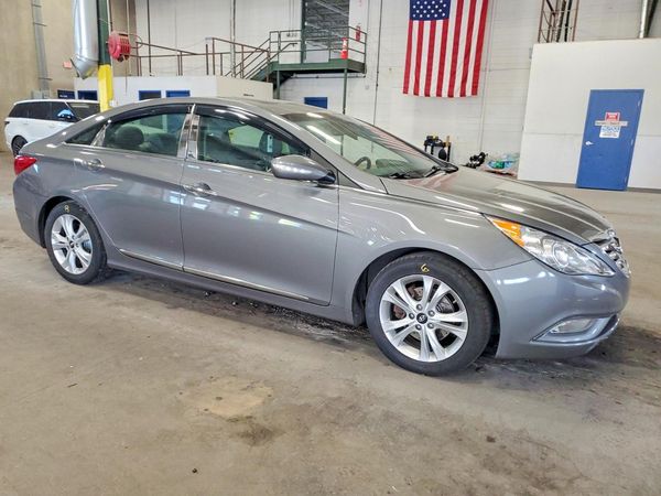 2013 HYUNDAI SONATA