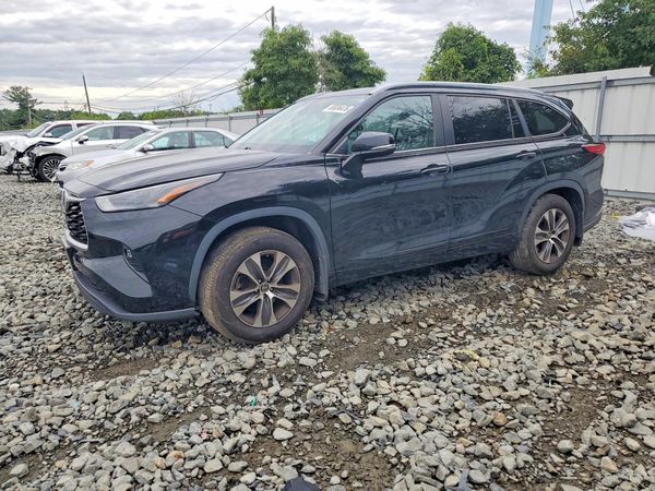 2023 TOYOTA HIGHLANDER
