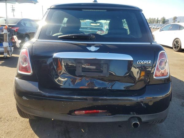 2012 MINI COOPER