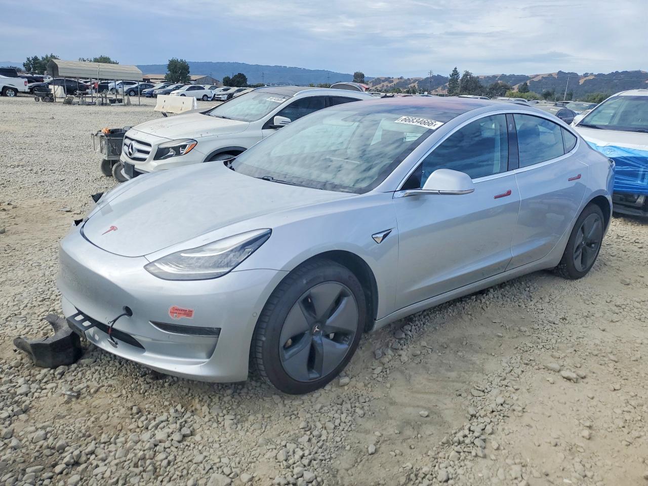 2018 TESLA MODEL 3