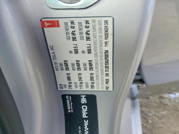 2018 TESLA MODEL 3