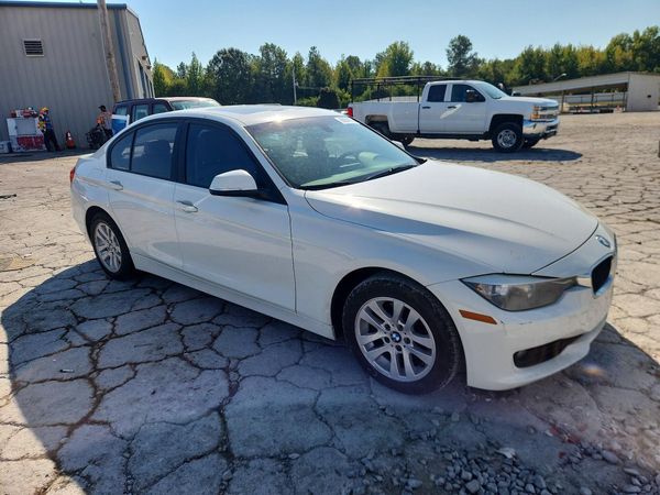 2013 BMW 320