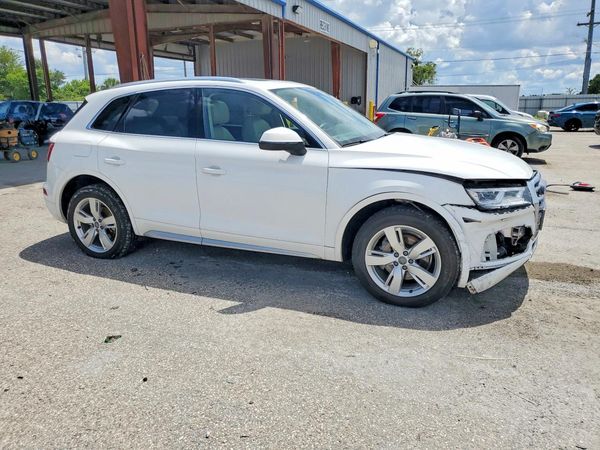 2018 AUDI Q5 quattro Premium Plus
