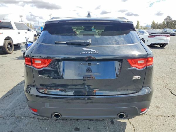 2017 JAGUAR F-PACE