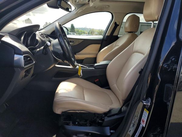 2017 JAGUAR F-PACE