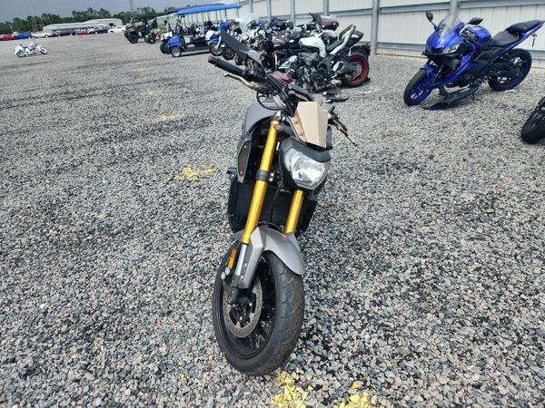 2015 YAMAHA FZ09