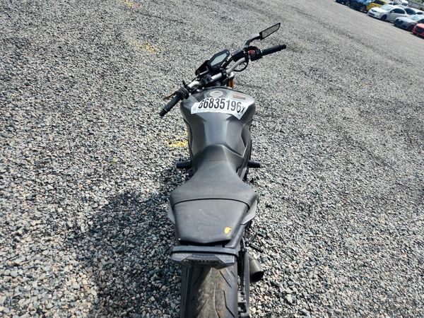 2015 YAMAHA FZ09