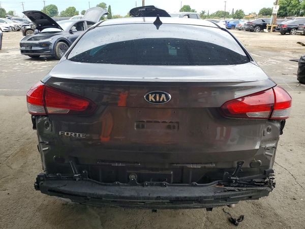 2018 KIA FORTE