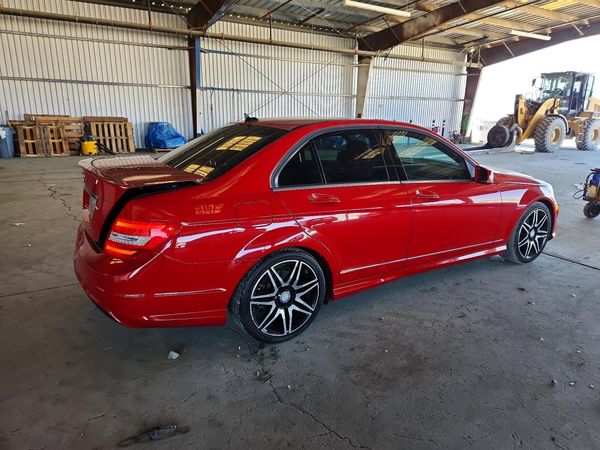 2013 MERCEDES-BENZ C