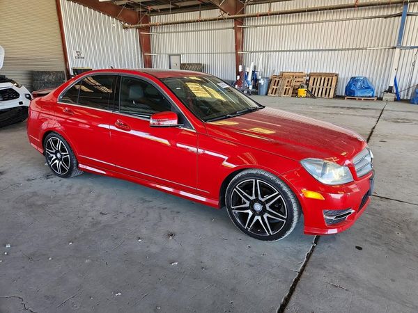 2013 MERCEDES-BENZ C