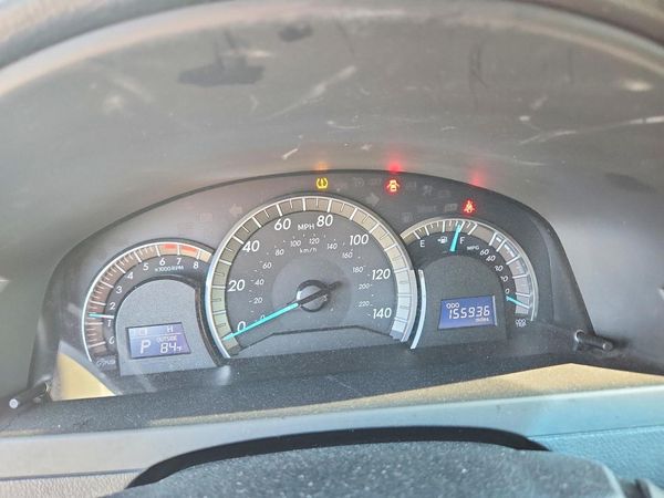 2012 TOYOTA CAMRY