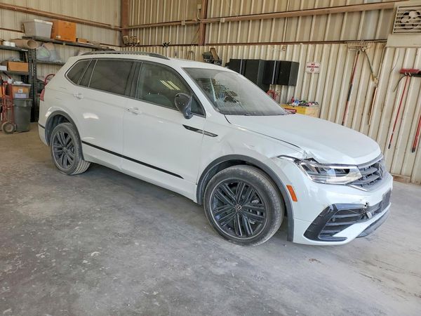 2022 VOLKSWAGEN TIGUAN