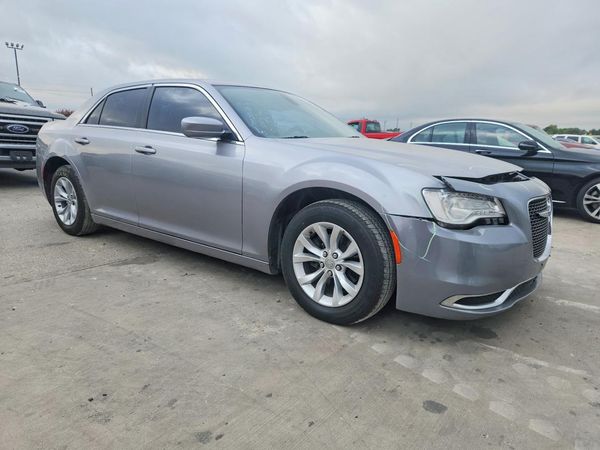 2015 CHRYSLER 300
