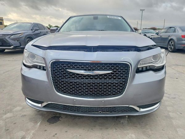 2015 CHRYSLER 300